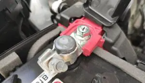 Avería en Borna de la batería del Shineray X30 1.3 16v van